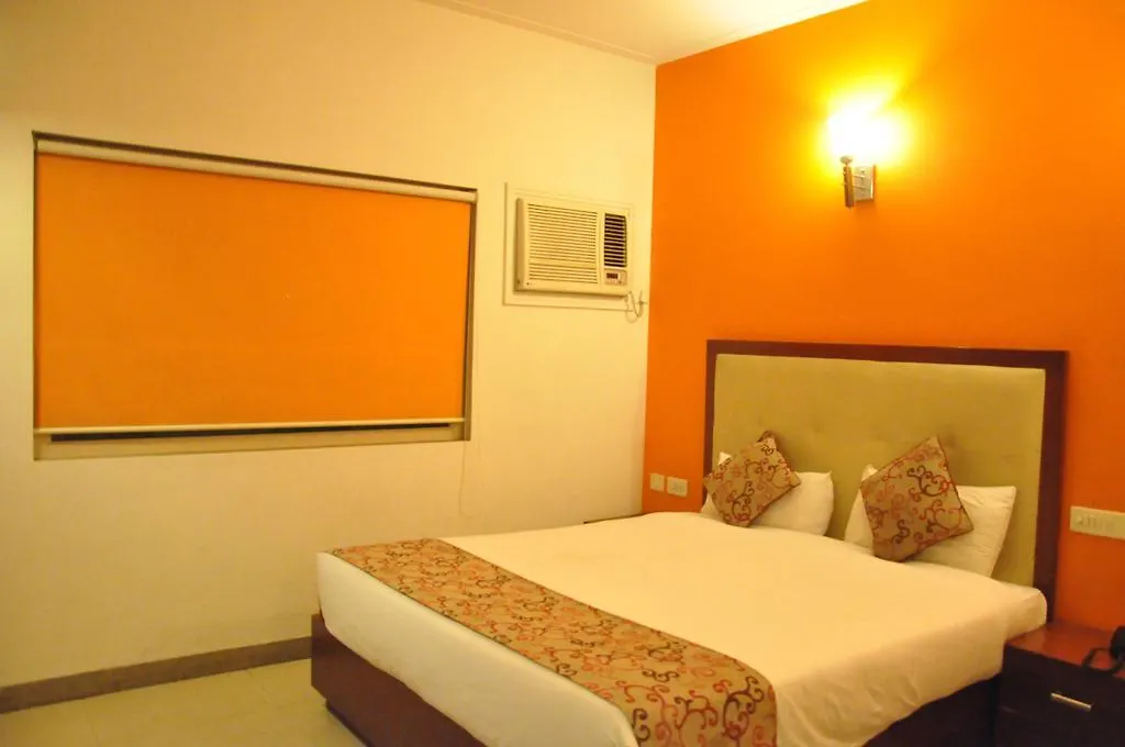 ***  Hotel Deviram Palace Agra  India