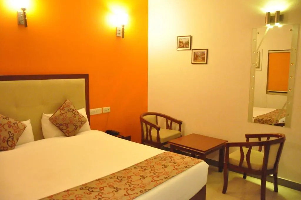 Hotel Deviram Palace Agra  3*, Agra (Uttar Pradesh) India