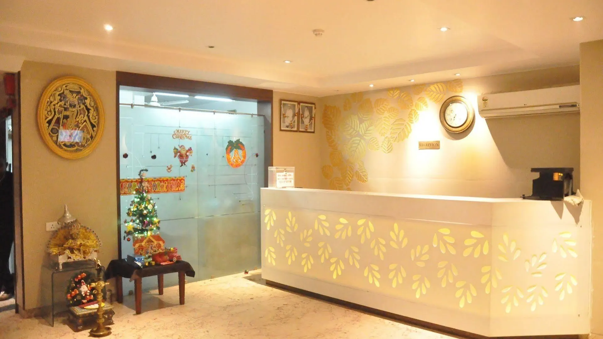 Hotel Deviram Palace Agra   Agra (Uttar Pradesh)