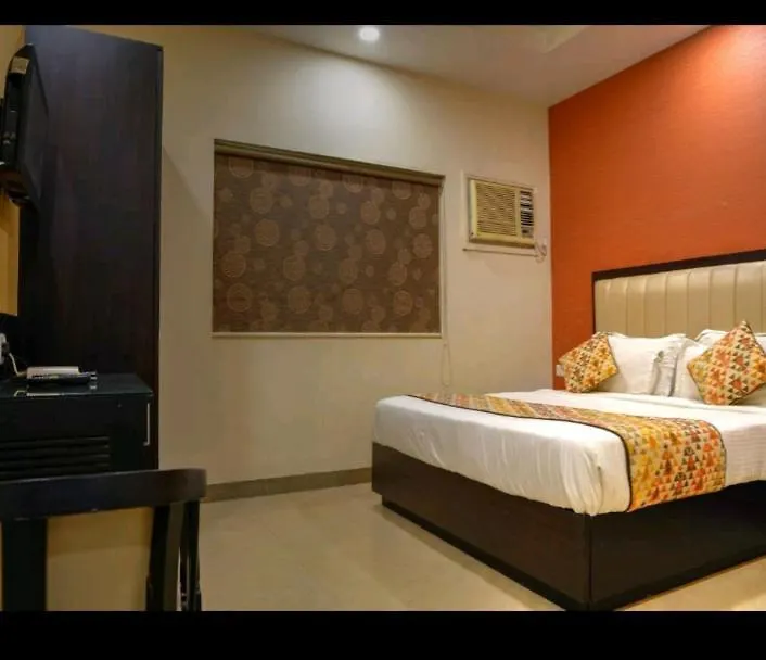 Hotel Deviram Palace Agra